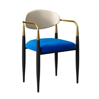 China Cooling Blue Velvet Gold Luxury Metal Stainless Steel Black Foot Armrest Dining Chair for sale