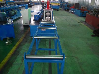 China Impulsión de la máquina de Froming del rollo del techo del corte del Alambre-electrodo por la caja de engranajes 7.5KW en venta