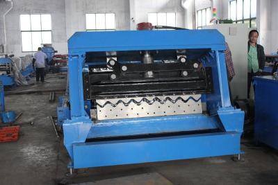 China 3.0 de Silobroodje die van de staaldikte Machine met 10T Hydraulische Decoiler vormen Te koop