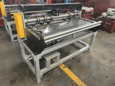 China 0.4-0.8mm Thickness Color Steel Coil Simple Slitting Machine zu verkaufen