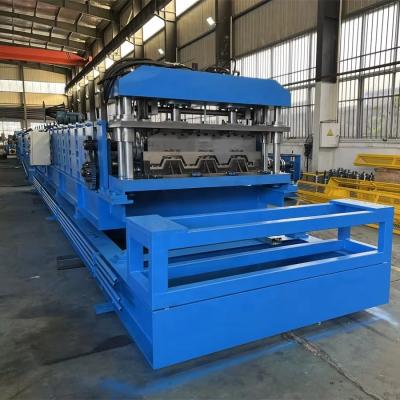 China 1220 mm Spulenbreite Bodendeck Rollenformmaschine mit 1 Station Prägung zu verkaufen