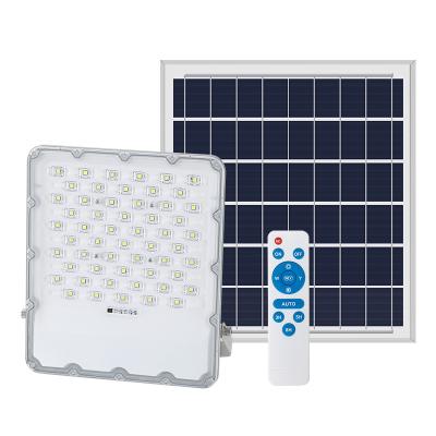 China New Product 50W Garden Outdoor Waterproof Ip65 Led Smart Solar Flood Light With Remote Control for sale