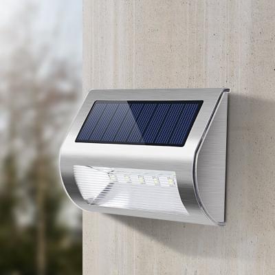 China Fteck Lampara De Pared Garden Exterior IP65 Waterproof Aluminum Outside Solar Power Garden Wall Mounted Lighting Outdoor Led Wall Lamp for sale