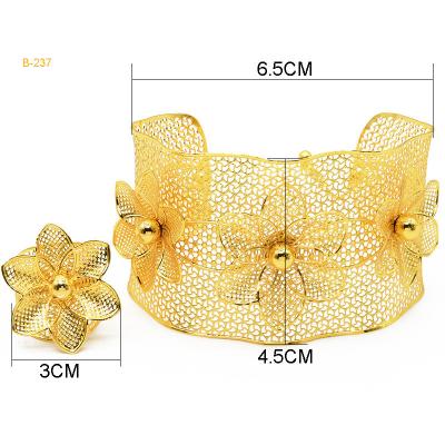 China Romantic Dubai Gold Color Bracelets For Ethiopian Jewelry Luxury Gold Color African Ornament Bracelets For Women Girl Bangles Women Gifts for sale