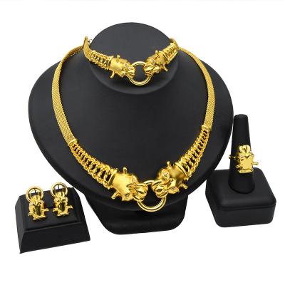 China Romantic Fashion Zinc Alloy Bridal Jewelry Sets Geometric Gold Color Choker Necklace Earrings Bracelet Wedding Bride Jewelry Sets for sale