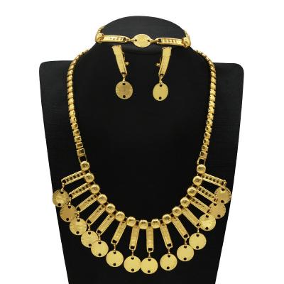 China Fashion Romantic Jewelry Sets Dubai Gold Jewelry Elegant Women Shape Big Necklace Earrings Wedding African Bridal Bracelet Rings for sale