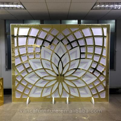 China Modern Design Gold Stainless Steel Hotel Wedding Backdrop for sale