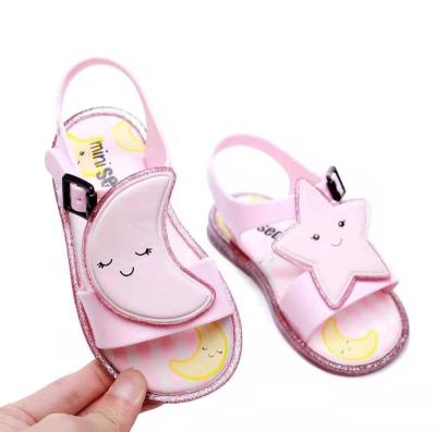 China Fashion Trend Top Sell Fashion Candy Color Moon Star Cup Cartoon Princess Transparent Sandals Jelly Kids for sale