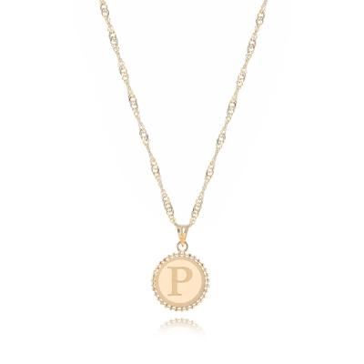 China 18K Gold ‘P’ Pendant Necklace en venta