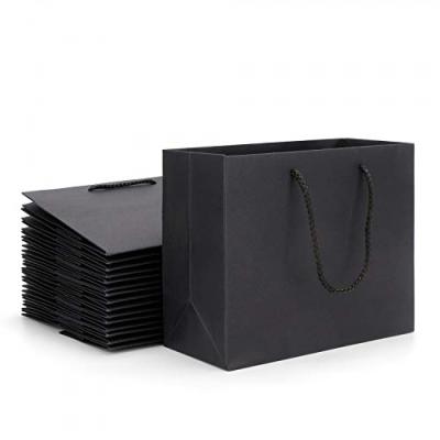 China Customized Matte Schwarz Papier Geschenk-Shopping-Tasche für den Einzelhandel von handgefertigten Luxusartikeln zu verkaufen