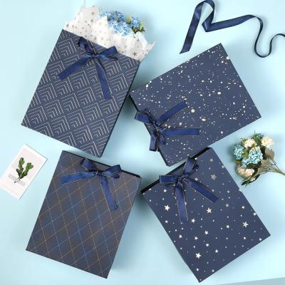 China Custom Beautiful Boutique Juwelen Gift Packaging Shopping Tote Papieren zakken met Bowknot Te koop