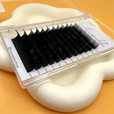 China Mink Eyelash Volume Extensions High Quality Natural Handmade Silk Long Classic Individual Eyelash Extension Easy to Graft for sale