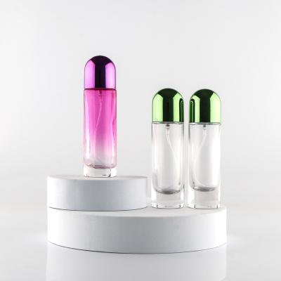 China Cosmetic Mini Exquisite Clear 100ml Light Vapor Color Hottest Selling Perfume Bottle for sale