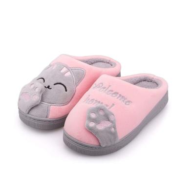 China Cushioning House Slippers Kids Cute Animal Slippers Warm Comfy Fuzzy Anti-Slip Indoor Shoes for sale