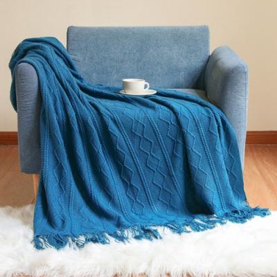 China Customization Wholesale Boho Air Conditioning Sofa Cover Baby Throw Knit Folded Blanket for sale