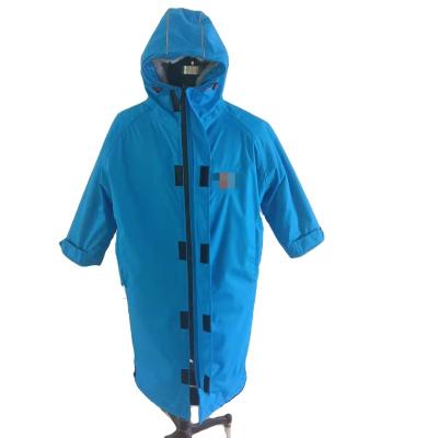 China Durable Outdoor Hooded Waterproof Sports Robe Quickly Sports Warm Robe For Sports Changing Robe for sale