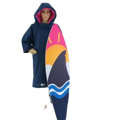 China Sustainable Custom Waterproof Heating Clothes Long Sleeve Drying Long Robe Changing Robe Surfing Poncho Robe for sale