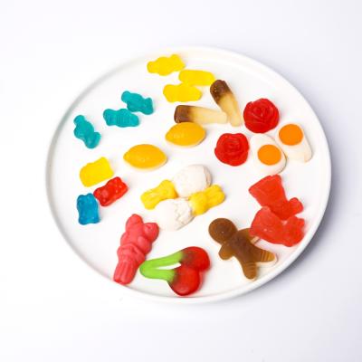 China Natural Factory Direct Sale Assorted Colorful Gummies In Various Shapes In Gift Packing for sale