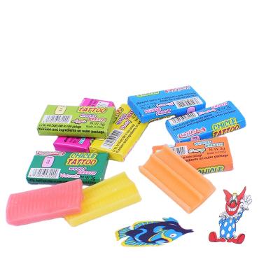 China Factory Direct Sale Multiple Color Bubble Gum With 40MM Gum Stick In Tatoo Paper Slice for sale