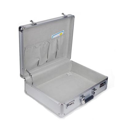 China Eco-friendly Safety Toolbox Handmade Hard Executive Aluminum Silver Briefcase For Men for sale