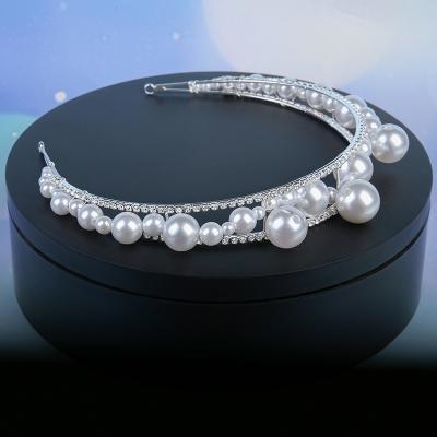 China Luxury Korean Elegant Crystal Hair Piece Wedding Rhinestone Tiara Crown Natural Pearl Bridal Crystal Headbands for sale