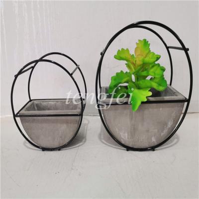 China CLASSIC New Design Decor Cement Flower Pot / Garden Decoration Molds For Concrete Planters for sale