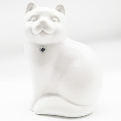 China Ceramic Furnishing Ware French Bulldog Sitting Ceramic Figurine Elegant Statue Sculpture Vintage Decor Nordic Fancy Home Decoration for sale