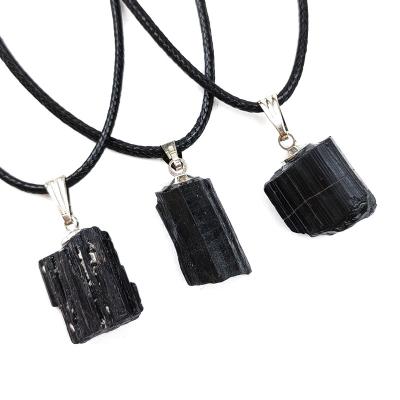 China Crystal Natural Black Tourmaline Quartz Stone China Crystal Therapy Pendant Necklace For Crafts for sale