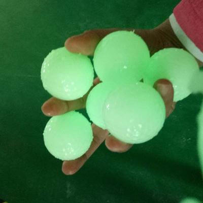 China Rubber + Surlyn Customized Luminous Fluorescent Night Tracker Green Golf Ball Practice Golf Ball Glow In Dark for sale