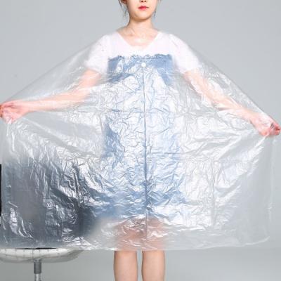 China Clear Logo Customization One Time Use 90*120cm Waterproof Apron Wholesale PE Disposable Aprons for sale