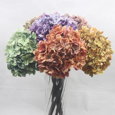 China Realistic Valentines Day Silk Ball Hydrangeas Artificial Preserved Flowers Gift Real Touch Preserved Stem Hydrangea for sale