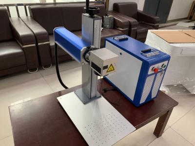 中国 小型ポータブル レーザーのEtcher/真鍮のプラスチック携帯用レーザーのエッチング機械 販売のため