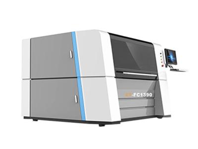 China Laser-Schneider Sgs-ISO SS-Präzisions-Laserfaser-Schneidemaschine/500w genehmigte zu verkaufen