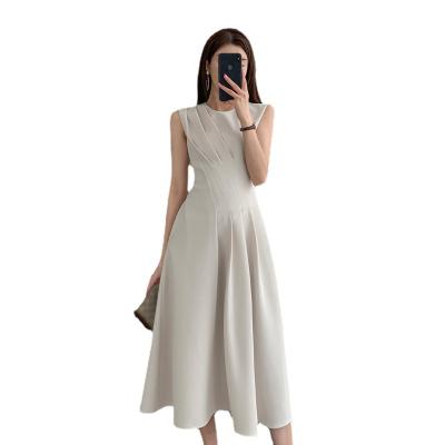 China Summer Fashion Solid Color White Women's Anti-Static Pleated Dress Sleeveless O-Neck Casual Dresses For Women for sale