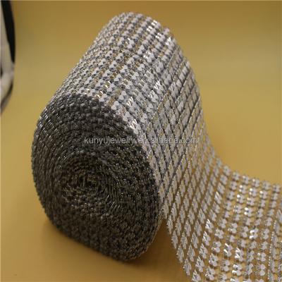 China Bags wholesale10 yards Flower Mesh Rhinestone Wrap Faux Diamond Ribbon Wrap For Decorate Cakes for sale