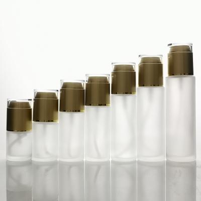 China 40ml 50ml Flat Shoulder Lotion Cosmetic Hot Selling Glass Bottle for sale