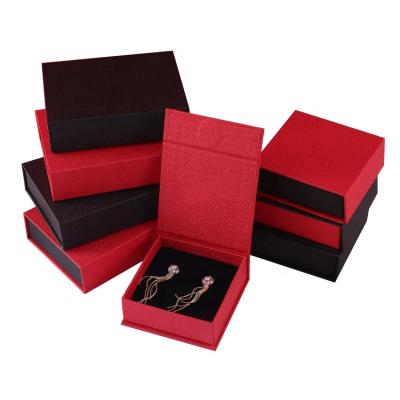 China Gift Packaging Favor Price Multiple Sizes Small Jewelry Earring Magnetic Paper Box With Gift Bag And Handles for sale