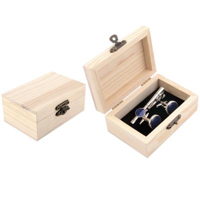 China High Grade Luxury Natural Color Mens Solid Wood Cufflinks Box Custom Logo Collar Clip Box With Lock for sale