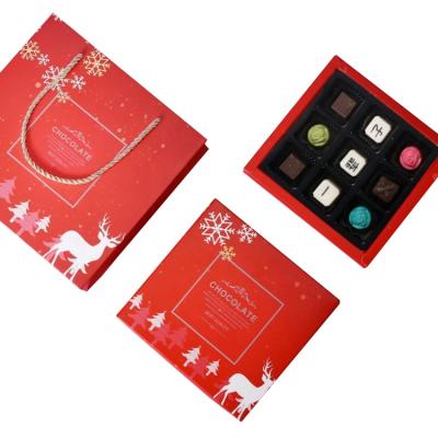 China Hot Sale New Handmade Exquisite Lattice Chocolate Packaging Box Red Paper Box With Bag for sale