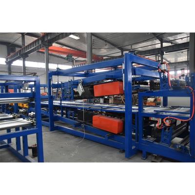 China Efficient polyurethane foam sandwich panel machine sandwich panels machine zu verkaufen