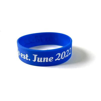 China Each Multicolor Wristband Band Silicon Rubber Wristbands With Logo for sale