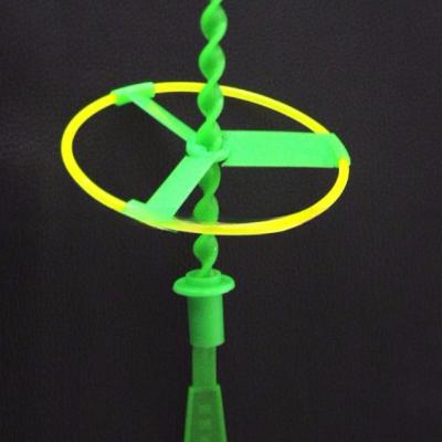 Cina Long-Lasting Glow Stick Flying Disc MSDS Certified Shelf Time 2-3 Years in vendita