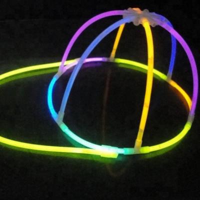 Cina Christmas Party Decoration Multi Colored Glow Stick Cap with 6-12 Hours Glowing Time in vendita