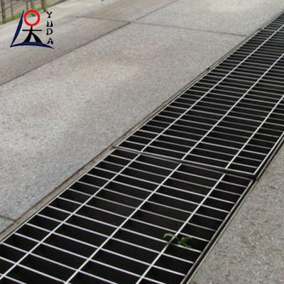 China Gepersonaliseerde zware galvaniseerde stalen rooster drainage cover Te koop