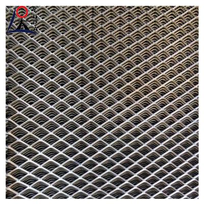 China Building Expanded Metal Mesh Galvanized Diamond Mesh Metal Fence Panels for sale