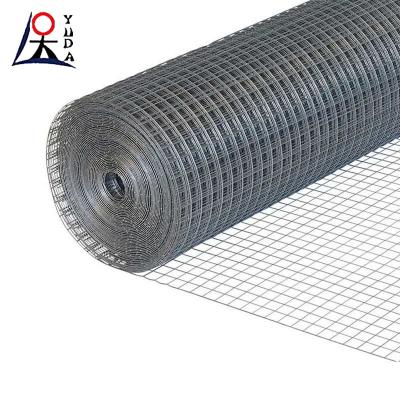 China Galvanized Welded Wire Mesh Fence Rolls Aviary Rabbit Hutch Chicken Mesh for sale