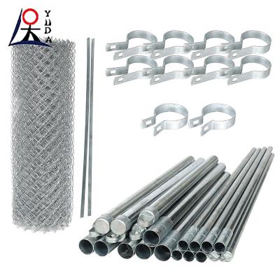 China 8ft 6ft alto cerco de diamante galvanizado ciclón malla de alambre de cadena de enlace de cerco de rollo en venta