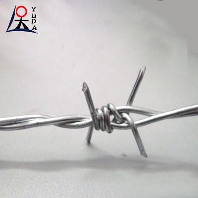 China Hochspannungsstacheldraht Stacheldraht Stahlstacheldraht Galvanisierte Stacheldraht Roll 1,5 cm-3 cm zu verkaufen