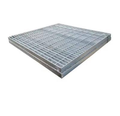 China Rejilla de acero para calles galvanizadas Rejilla de suelo de acero de trabajo pesado 1m x 6m Barra de rodamiento de metal en venta