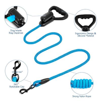 China Thoughtful Strong Amazon Dog Leash With Comfortable Plastic Handle Dog Leashes Dog Leash Prototype for sale